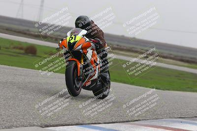 media/Nov-30-2025-TrackDaz (Sun) [[d8b22663df]]/B Group/Session 5 (Wheelie Bump)/